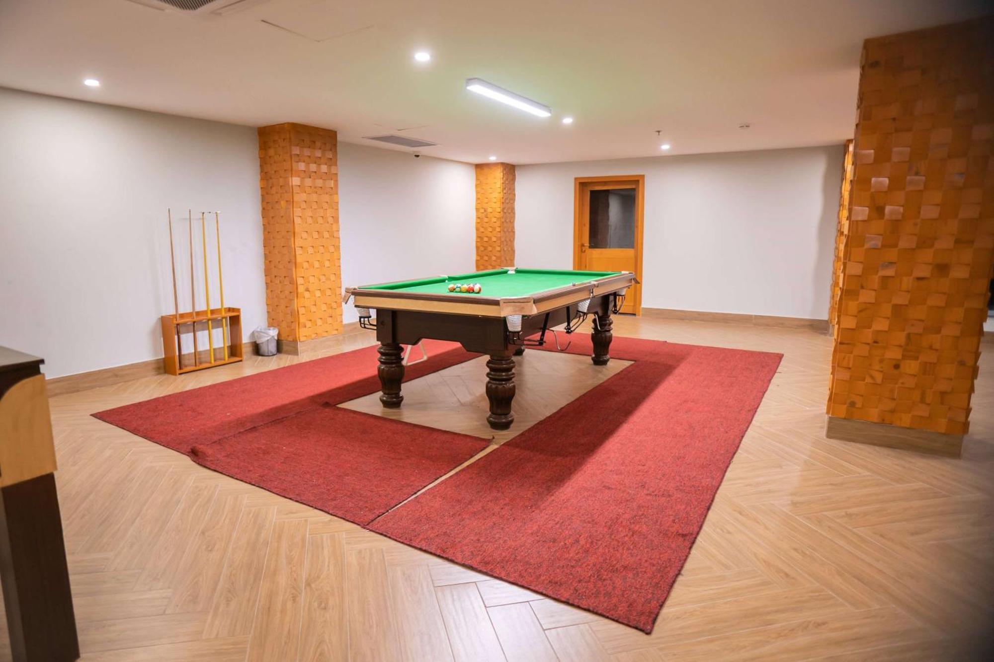 Ramada By Wyndham Murree Lower Topa Resort エクステリア 写真