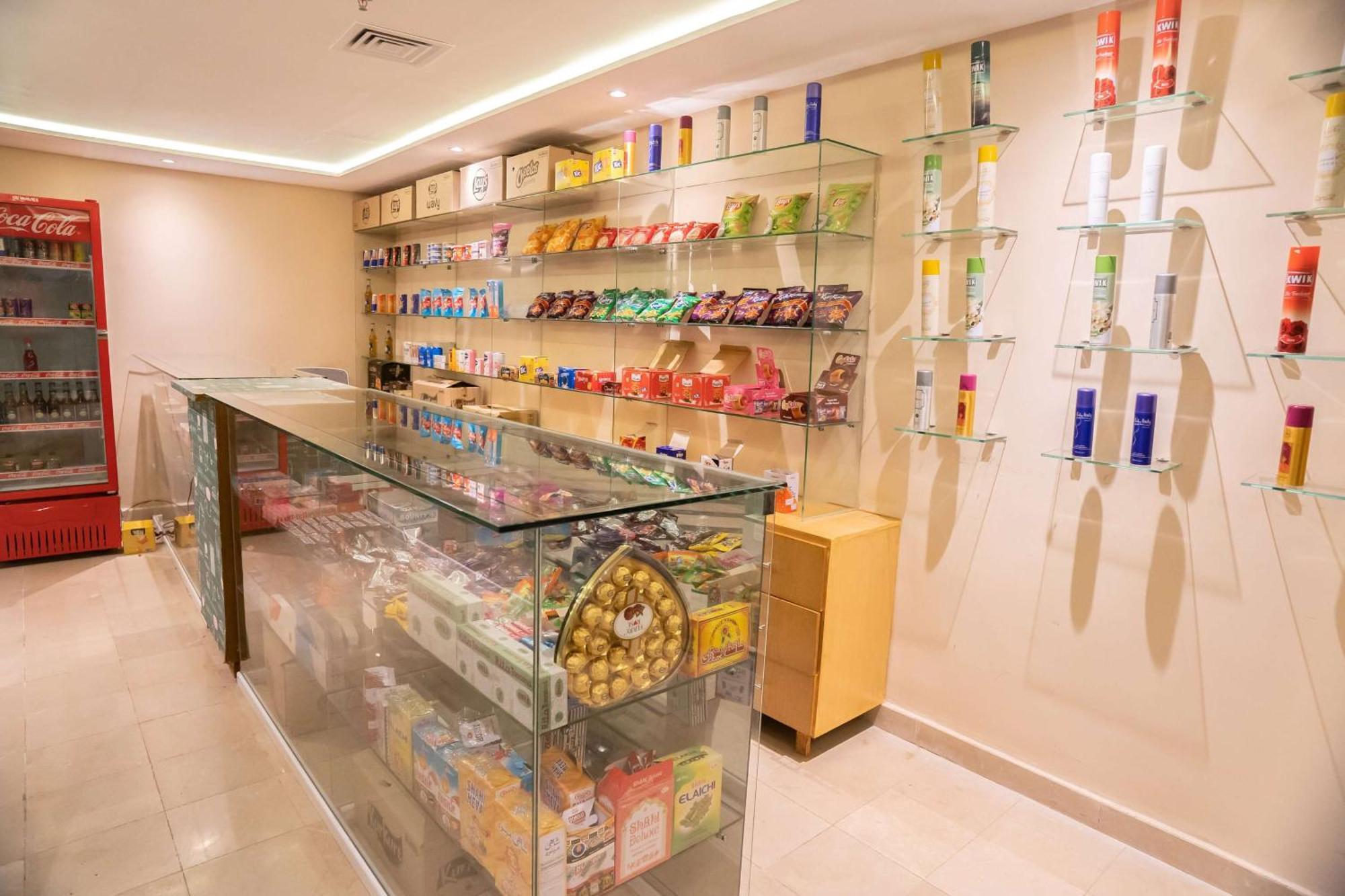Ramada By Wyndham Murree Lower Topa Resort エクステリア 写真